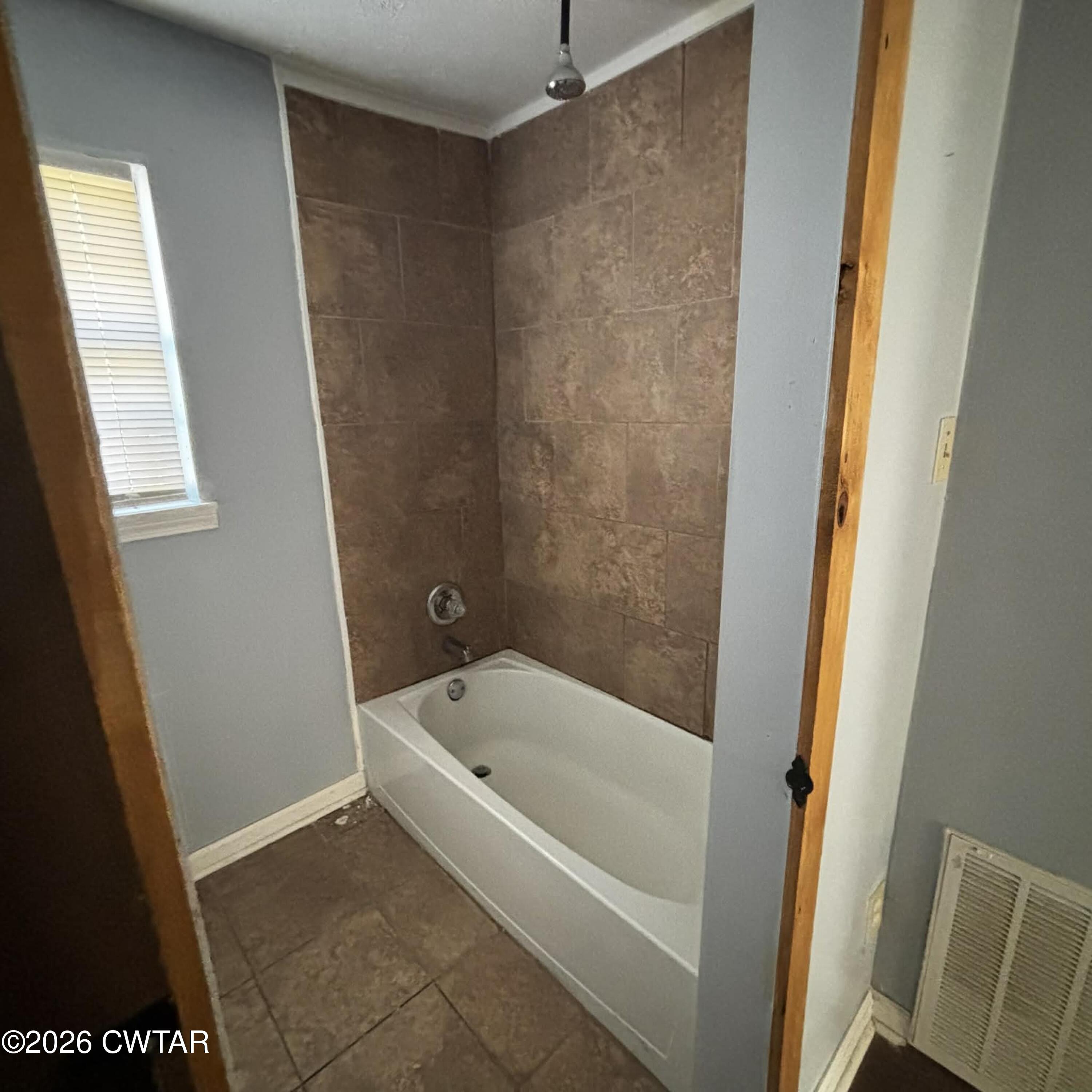 2830 Christmasville Road Jackson, TN 38305 - Photo 7 of 9 bathroom1