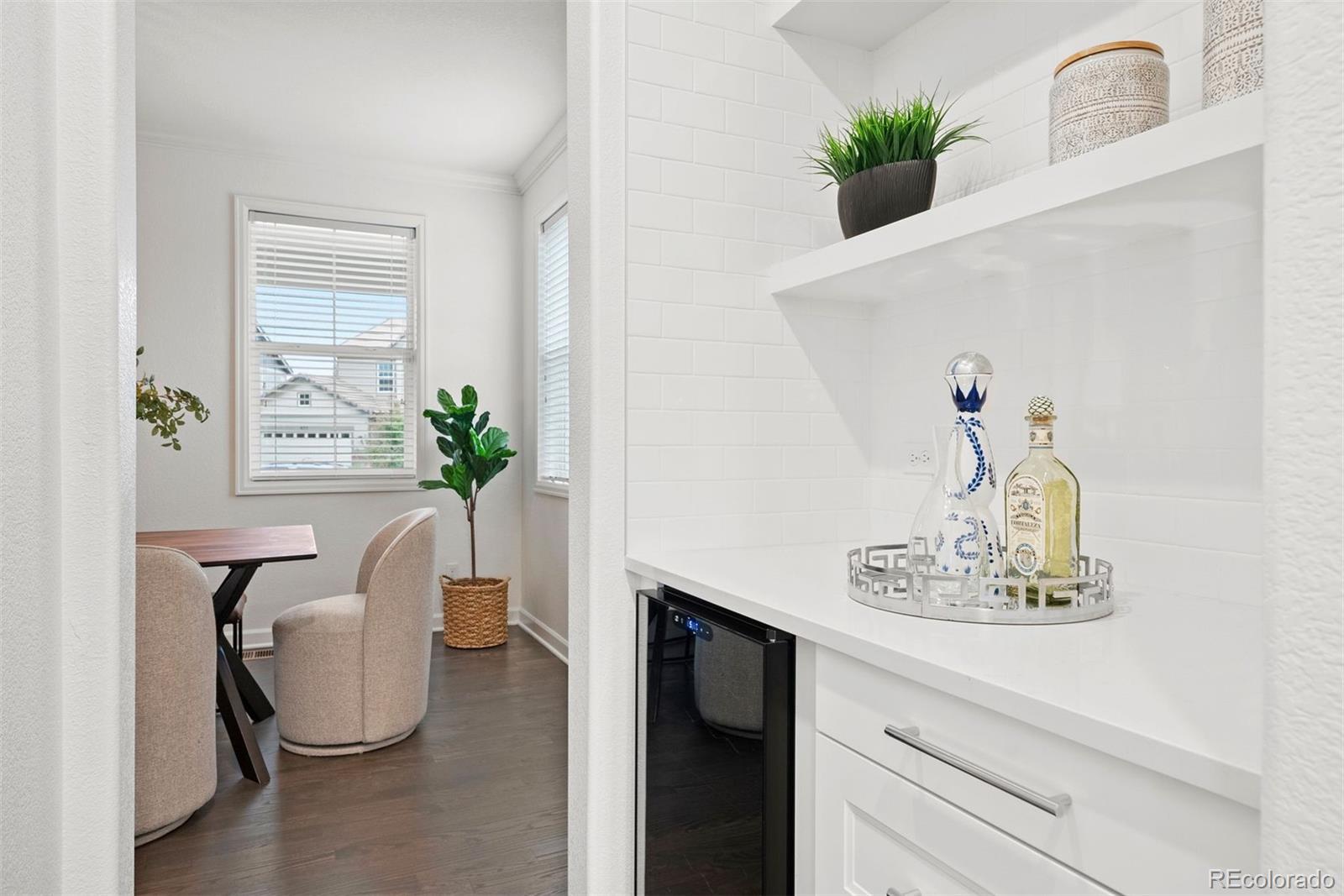 664 Tiger Lily Way Highlands Ranch, CO 80126 - Photo 6 of 47 a dining room with table & chair