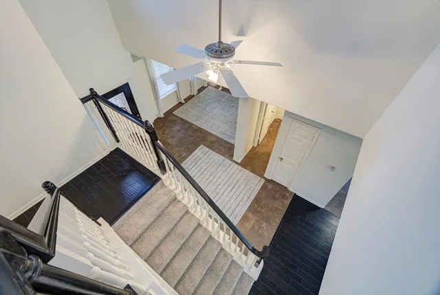 a view of an entryway and staircase