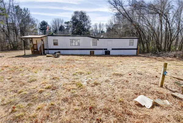 $1,150 | 4574 Calhoun Drive, Liberty, NC 27298