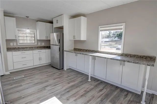 $1,150 | 4574 Calhoun Drive, Liberty, NC 27298