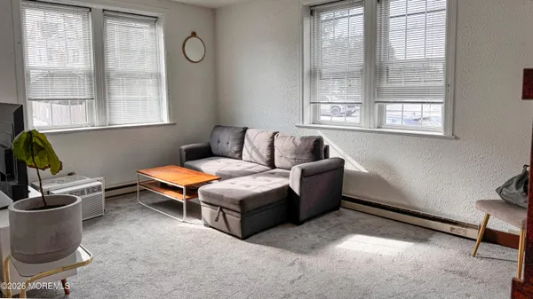 $2,100 | 19 Leroy Place, Unit 1E, Red Bank, NJ 07701