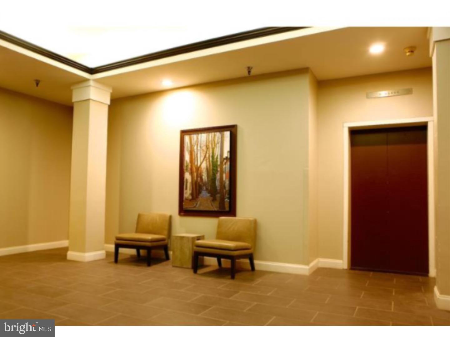 130 Arch Street, Unit 104 Philadelphia, PA 19106 - Photo 4 of 22 a bathroom with a sink and a mirror