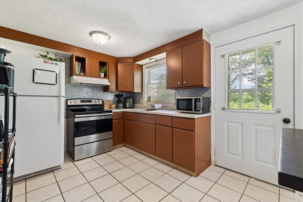 837 Partridgeville Road, Unit 2B Athol, MA 01331 - Photo 6 of 21