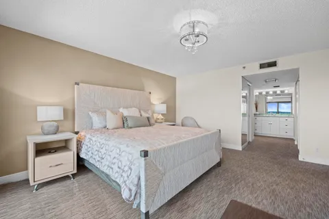 $875,000 | 1045 Ocean Drive, Unit 503, Juno Beach, FL 33408