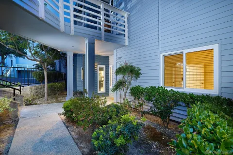 $985,000 | 11037 Caminito Vista Pacifica, San Diego, CA 92131