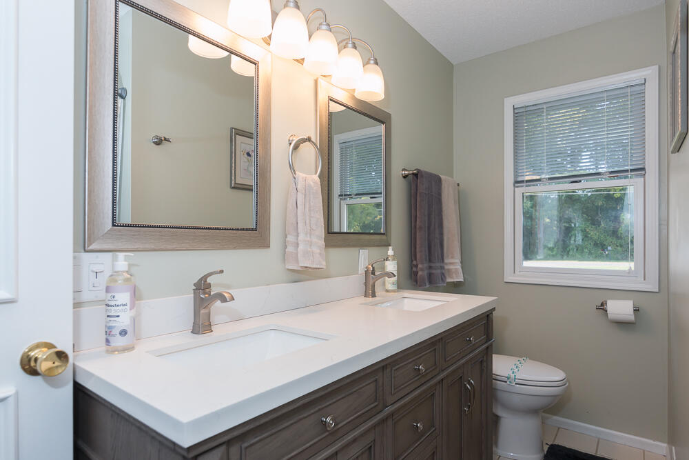 46575 Delta Drive Decatur, MI 49045 - Photo 46 of 49 Bath