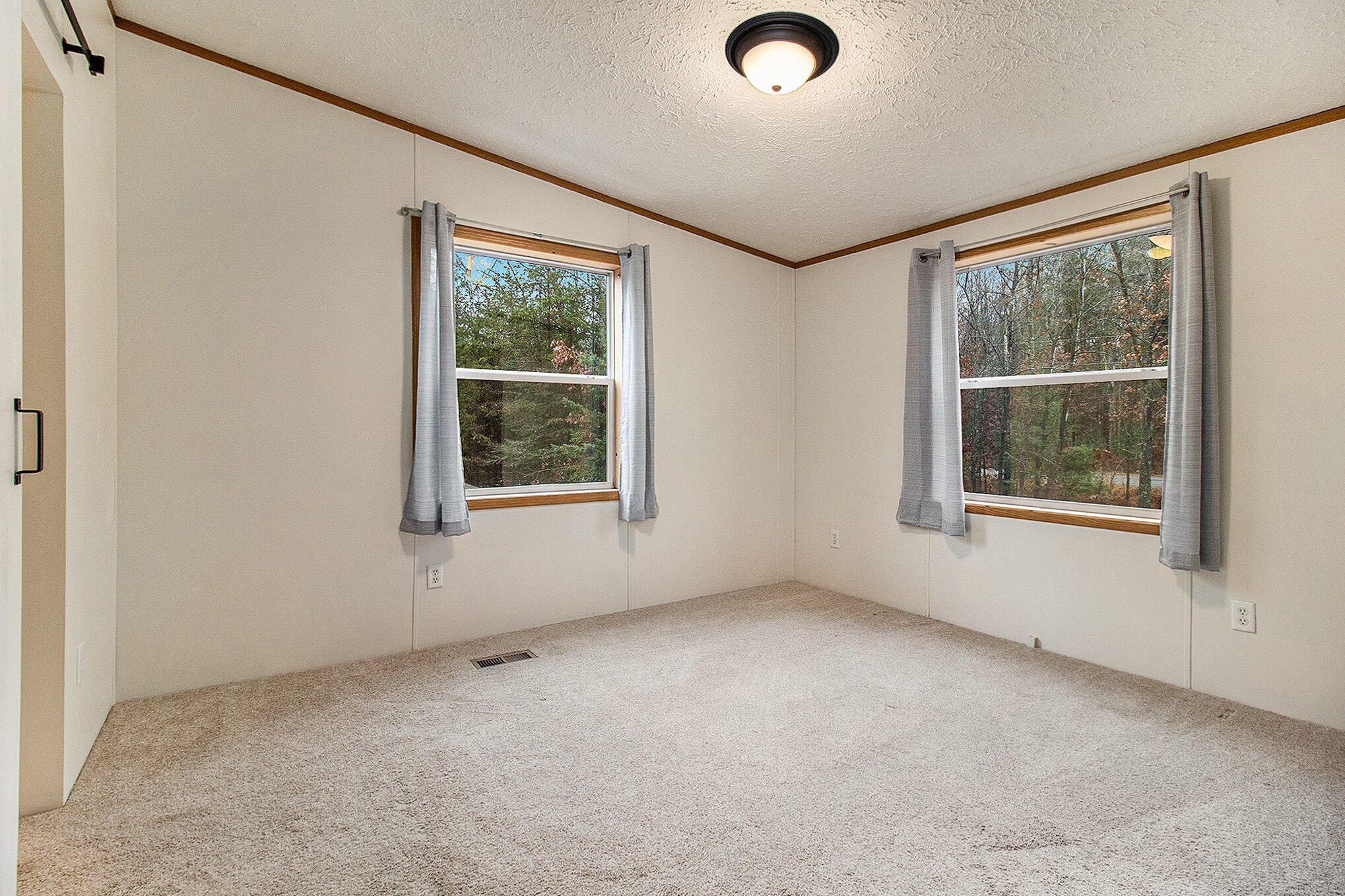 8924 East Kinney Road Branch, MI 49402 - Photo 7 of 22 007_5r6a1462_350