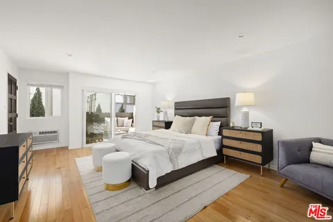 $709,000 | 11954 Goshen Avenue, Unit 205, Los Angeles, CA 90049