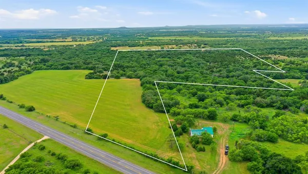 $299,000 | 206 Cross Plains, Cross Plains, TX 76443