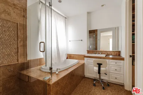$3,499,000 | 13070 Kiyot Way, Playa Vista, CA 90094