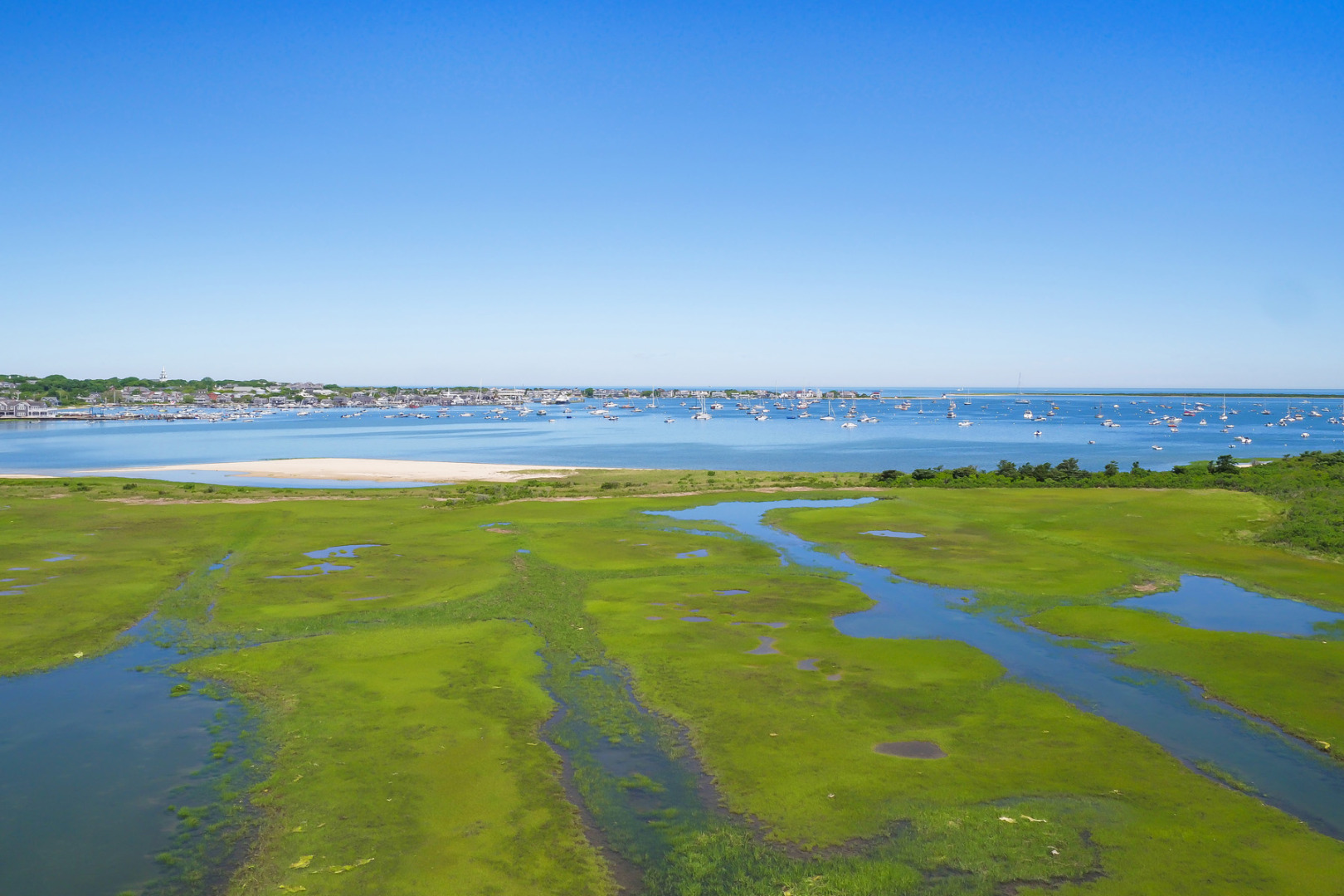 12 Monomoy Road Nantucket, MA 02554 - Photo 33 of 36 Gallery Image 33