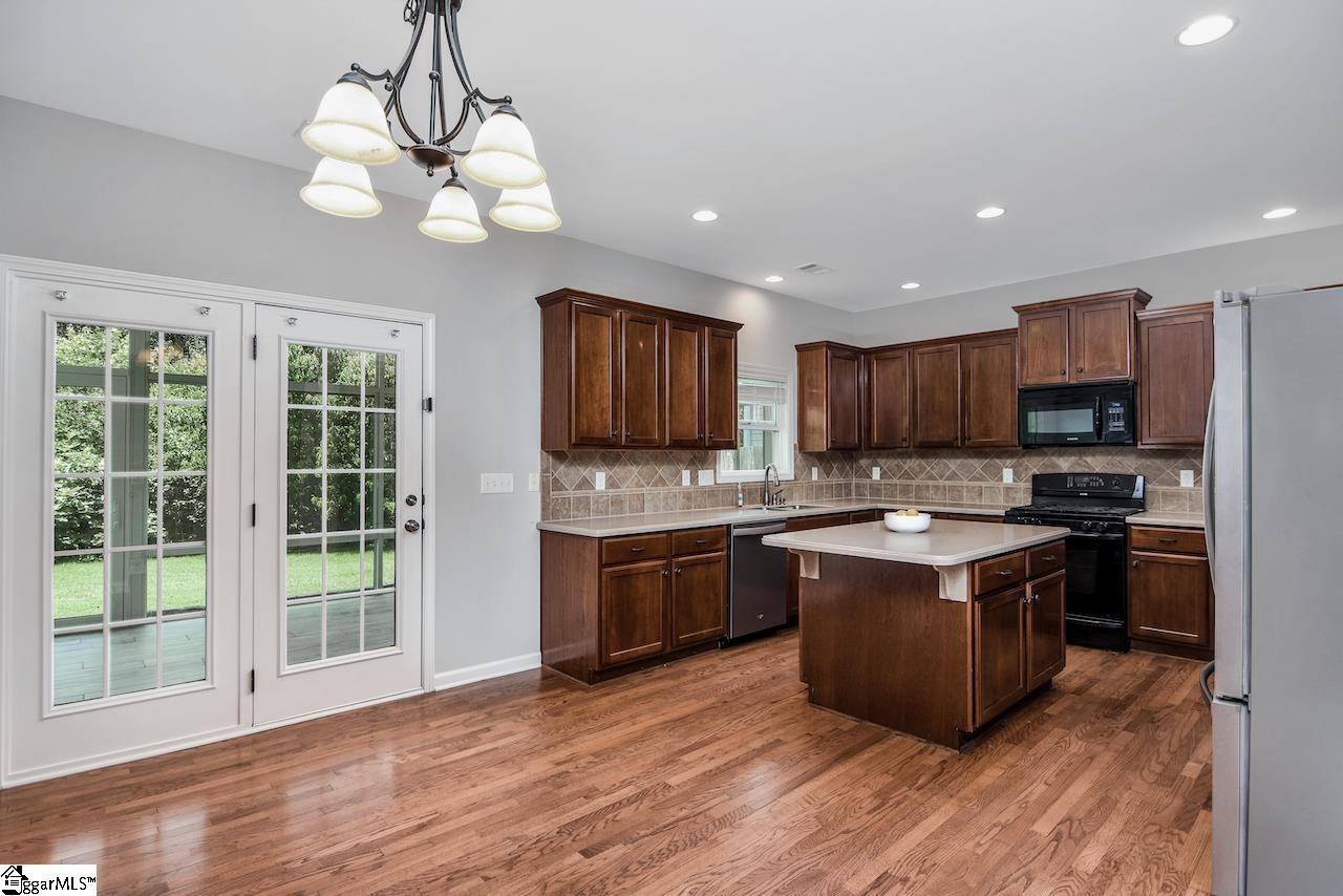 304 Rivanna Lane Greenville, SC 29607 - Photo 7 of 36 Gallery Image 7