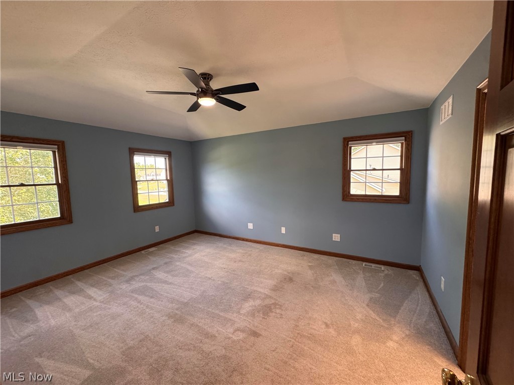 4764 Young Road Stow, OH 44224 - Photo 16 of 24