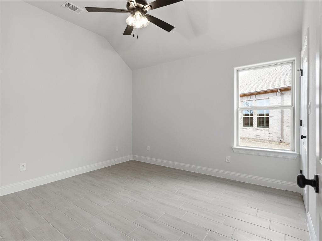 829 Haley Springtown, TX 76082 - Photo 23 of 37 an empty room with a window