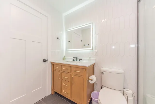 $480,000 | 577 Glendale Circle, Ann Arbor, MI 48103