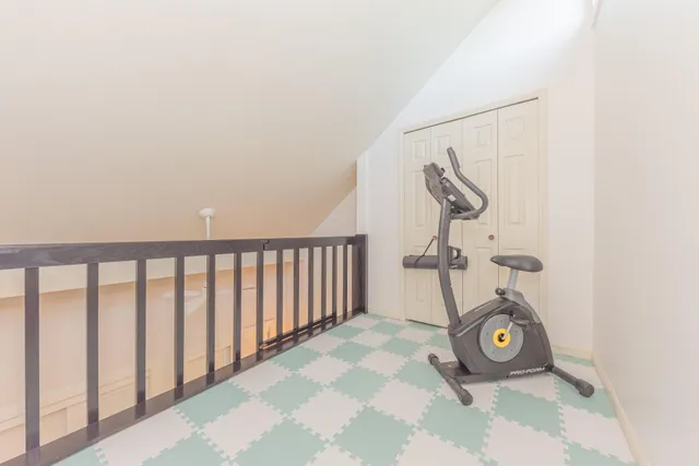 $480,000 | 577 Glendale Circle, Ann Arbor, MI 48103