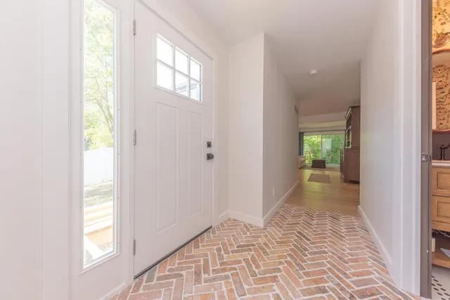 $480,000 | 577 Glendale Circle, Ann Arbor, MI 48103