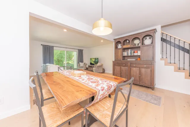 $480,000 | 577 Glendale Circle, Ann Arbor, MI 48103