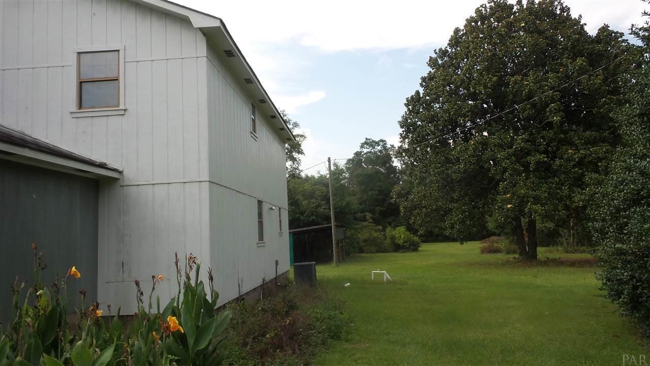 1071 Twin Bridges Road Flomaton, AL 36441 - Photo 4 of 32