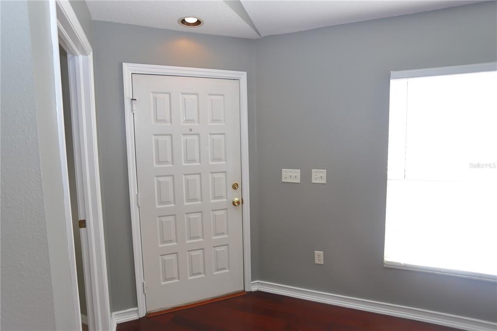 5826 Tanagerlake Road Lithia, FL 33547 - Photo 3 of 23 Gallery Image 3