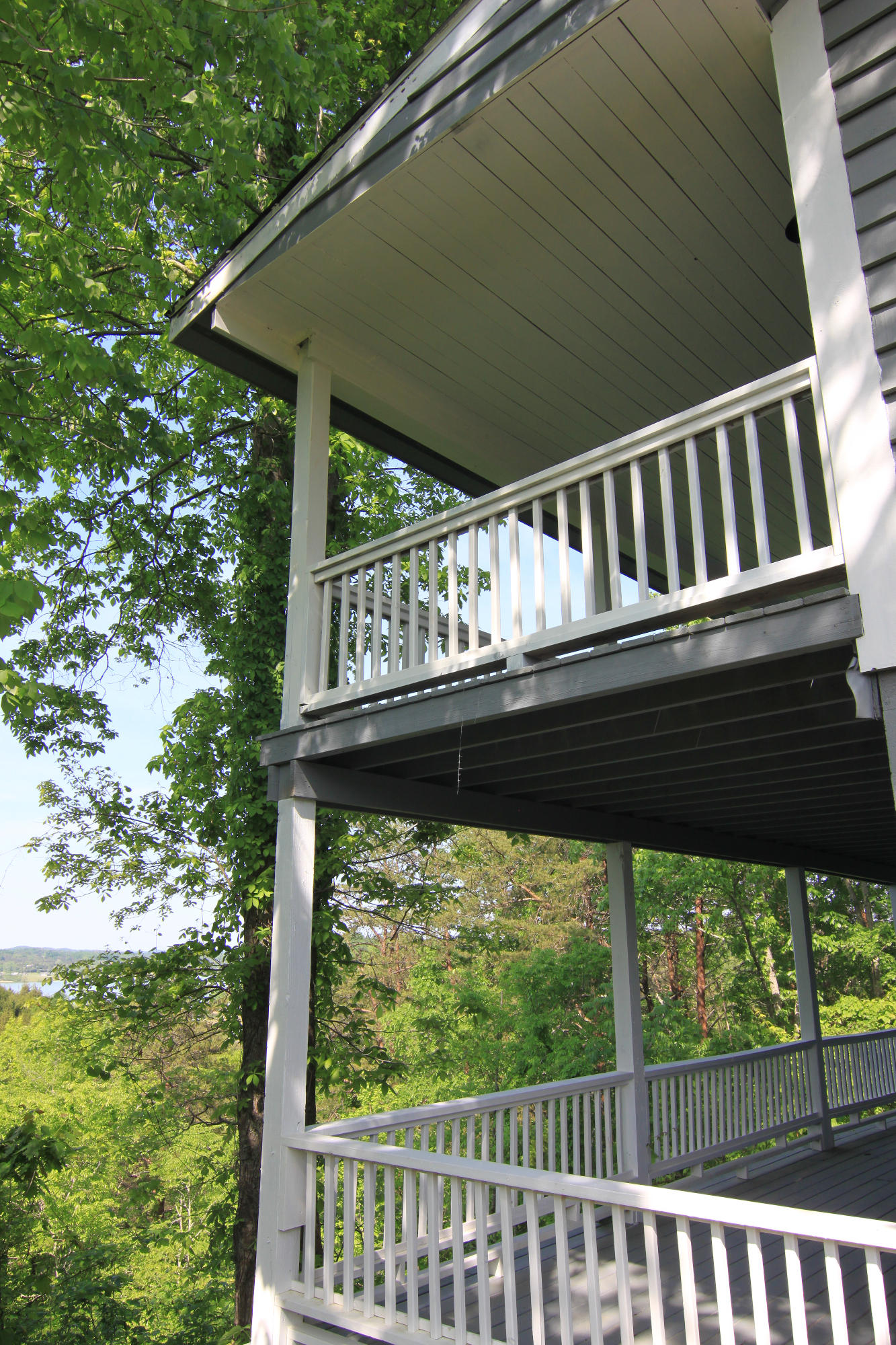 2513 Valley View Road Dandridge, TN 37725 - Photo 30 of 36 Upper and Lower Decks