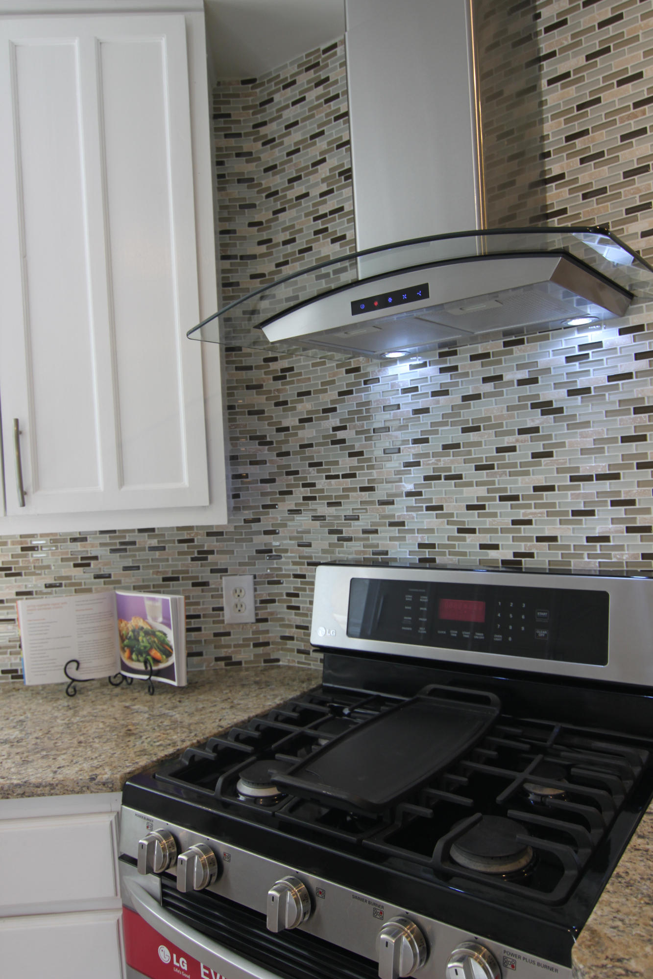 2513 Valley View Road Dandridge, TN 37725 - Photo 5 of 36 Kitchen 8
