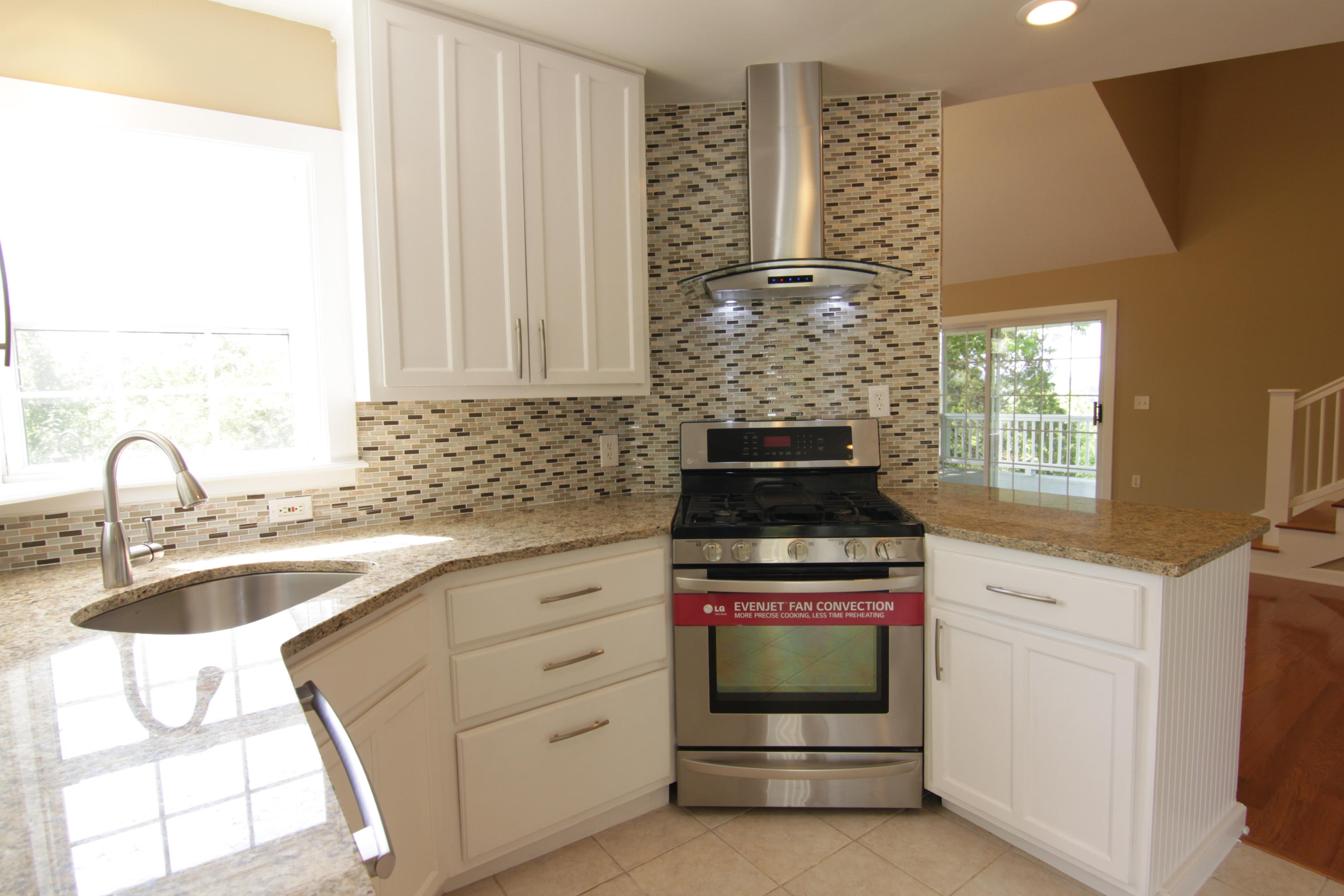 2513 Valley View Road Dandridge, TN 37725 - Photo 7 of 36 Magazine Worthy Kitchen!