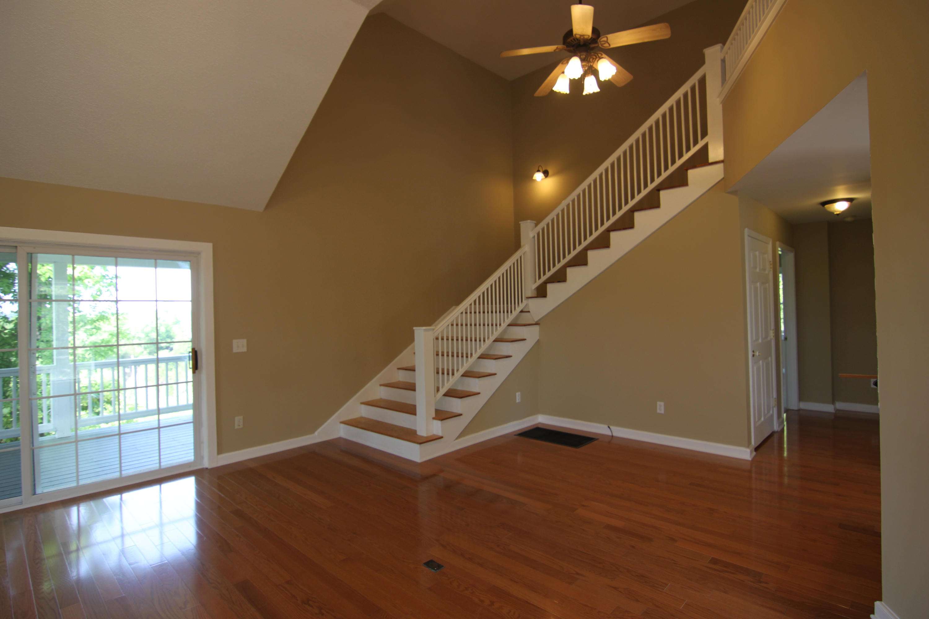 2513 Valley View Road Dandridge, TN 37725 - Photo 10 of 36 Stairs 2