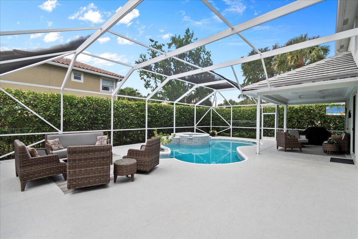 311 Hummingbird Point Jupiter, FL 33458 - Photo 3 of 27 06-JLC_2831.jpg1