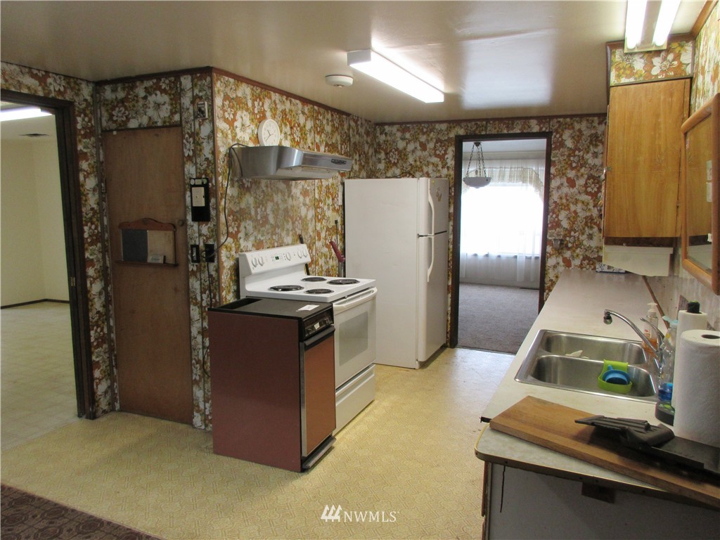 1505 3rd Street Cosmopolis, WA 98537 - Photo 14 of 36 Gallery Image 14