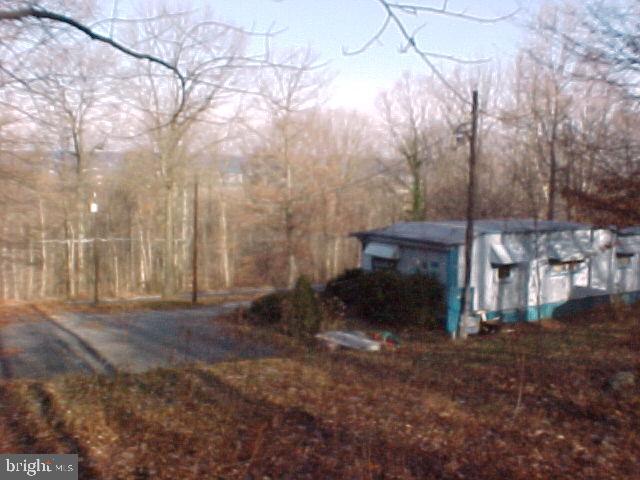 405 Twin County Road Morgantown, PA 19543 - Photo 4 of 6 Gallery Image 4