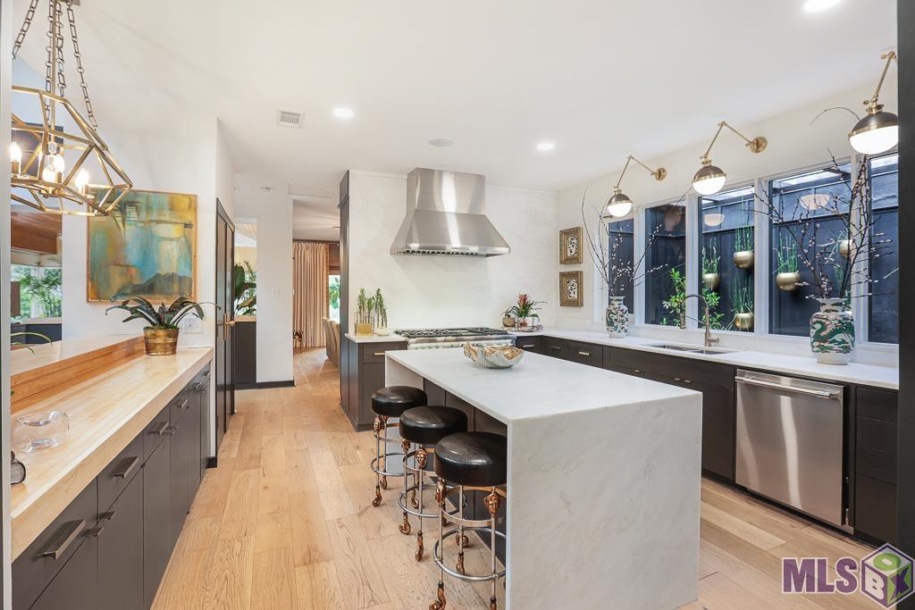 7460 Rienzi Boulevard Baton Rouge, LA 70809 - Photo 2 of 23