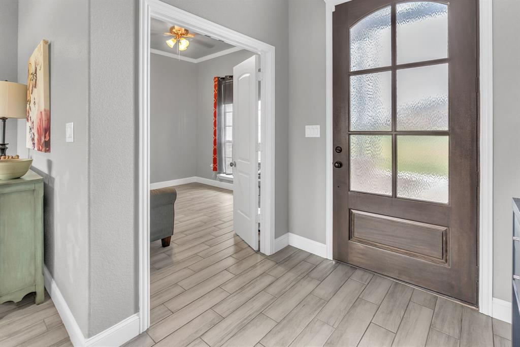 7609 Carter Ranch Road Azle, TX 76020 - Photo 7 of 38 Entry