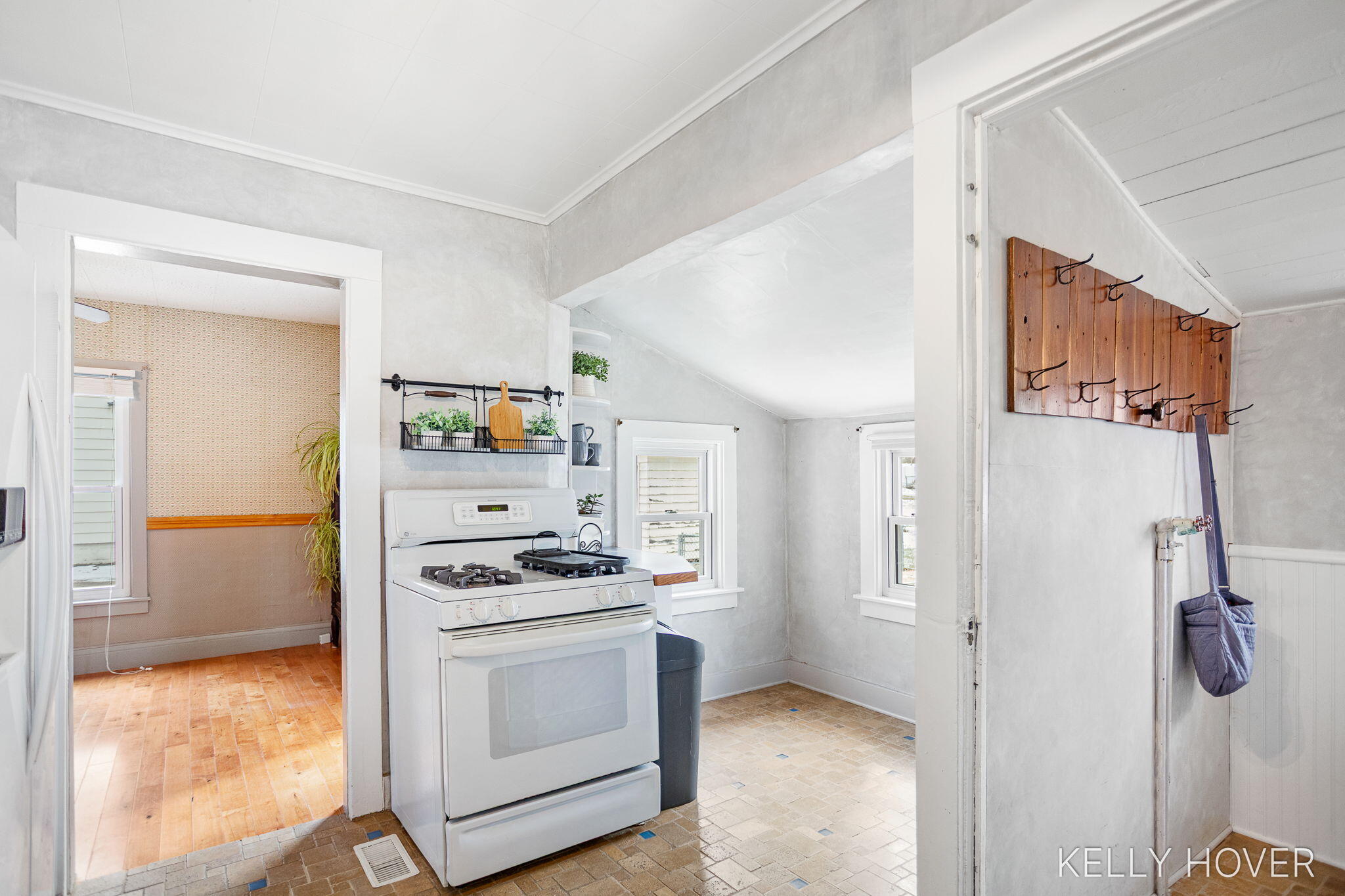 609 West Maple Street Wayland, MI 49348 - Photo 16 of 31 20-web-or-mls-609-w-maple-st