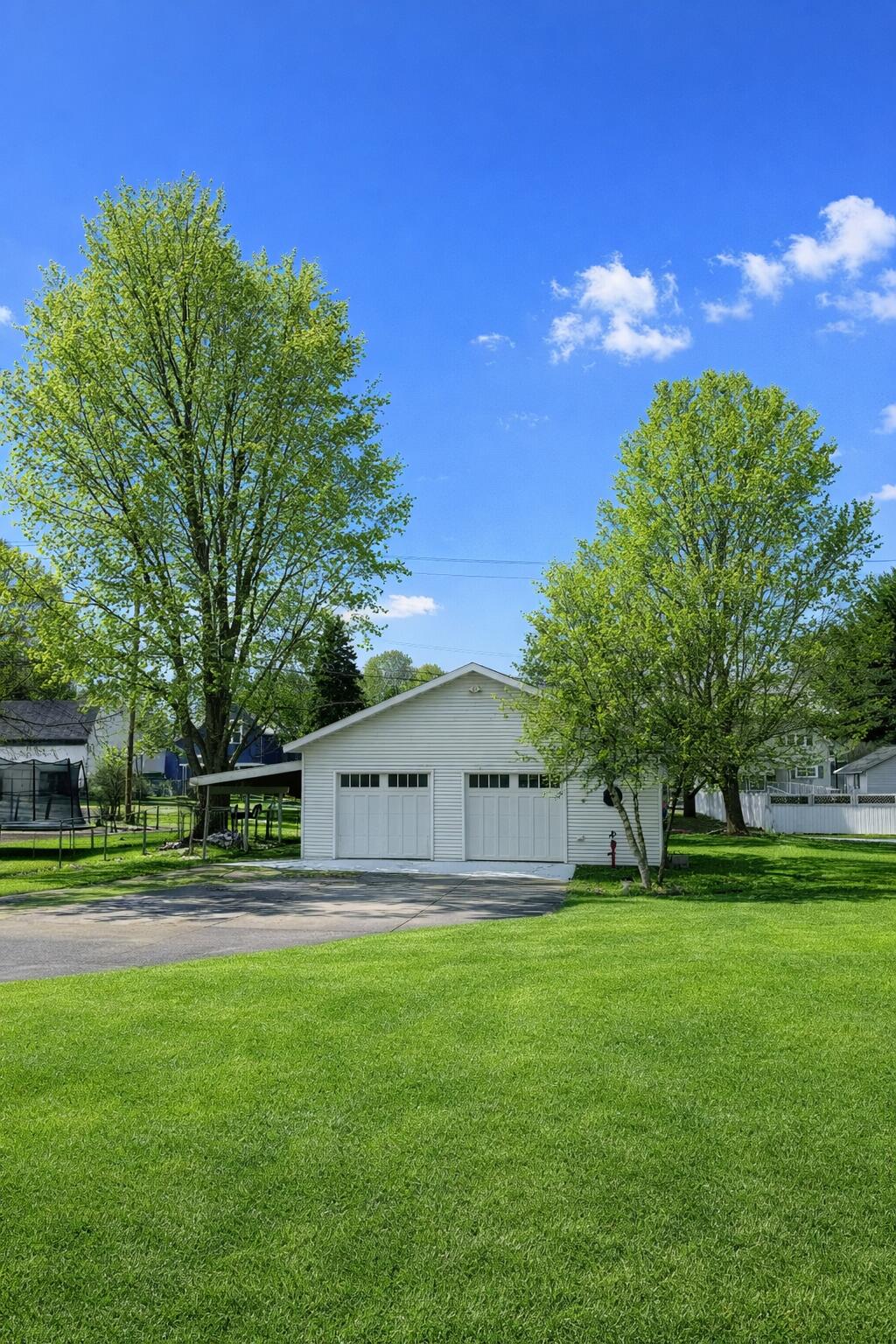 609 West Maple Street Wayland, MI 49348 - Photo 27 of 31 89D18D0E-A7EA-4FBF-AAC4-CAADECB35FA5