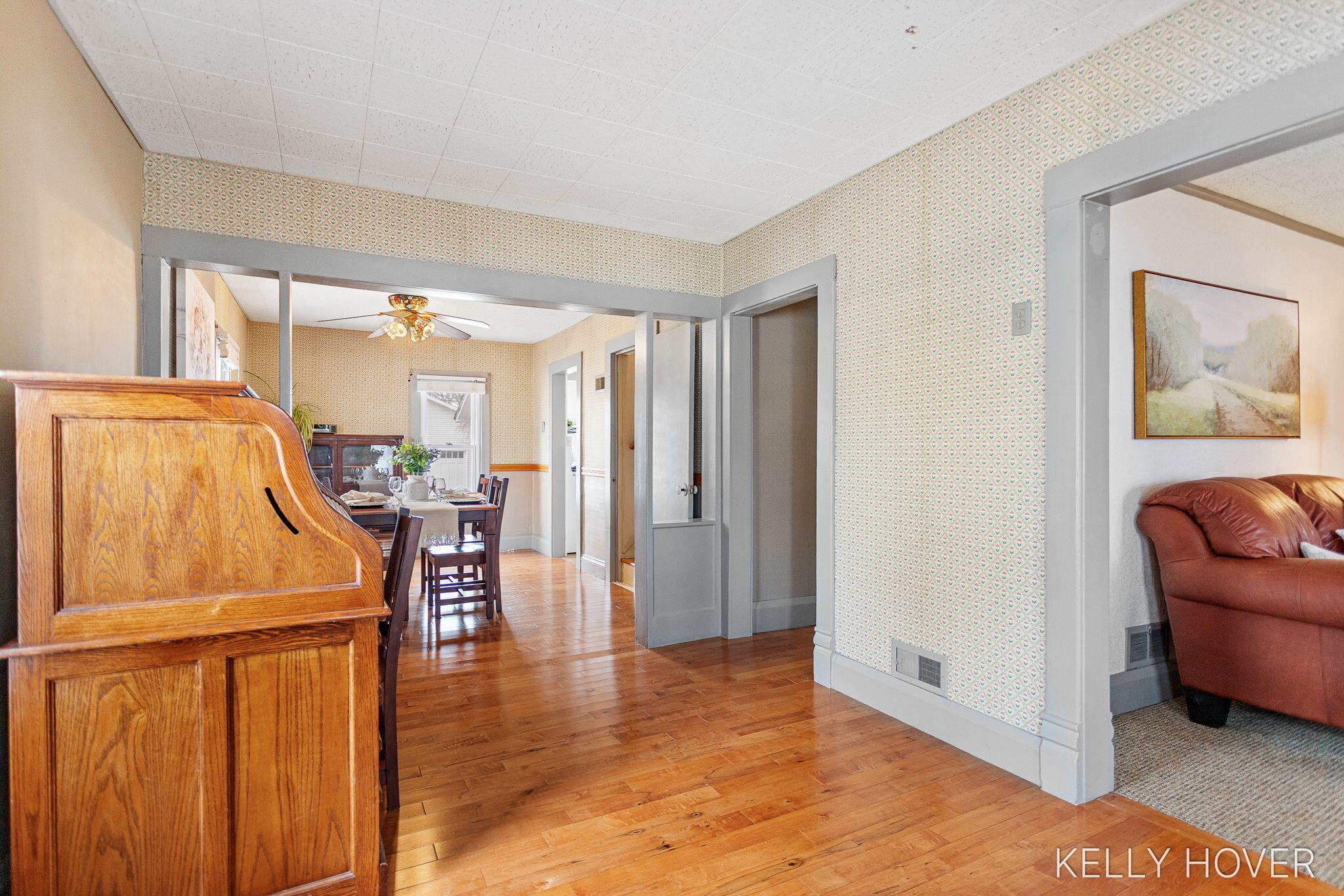 609 West Maple Street Wayland, MI 49348 - Photo 5 of 31 28-web-or-mls-609-w-maple-st