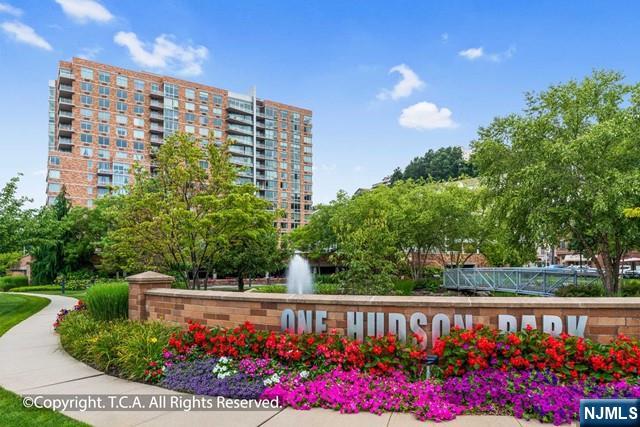1807 Hudson Park Edgewater, NJ 07020 - Photo 22 of 23
