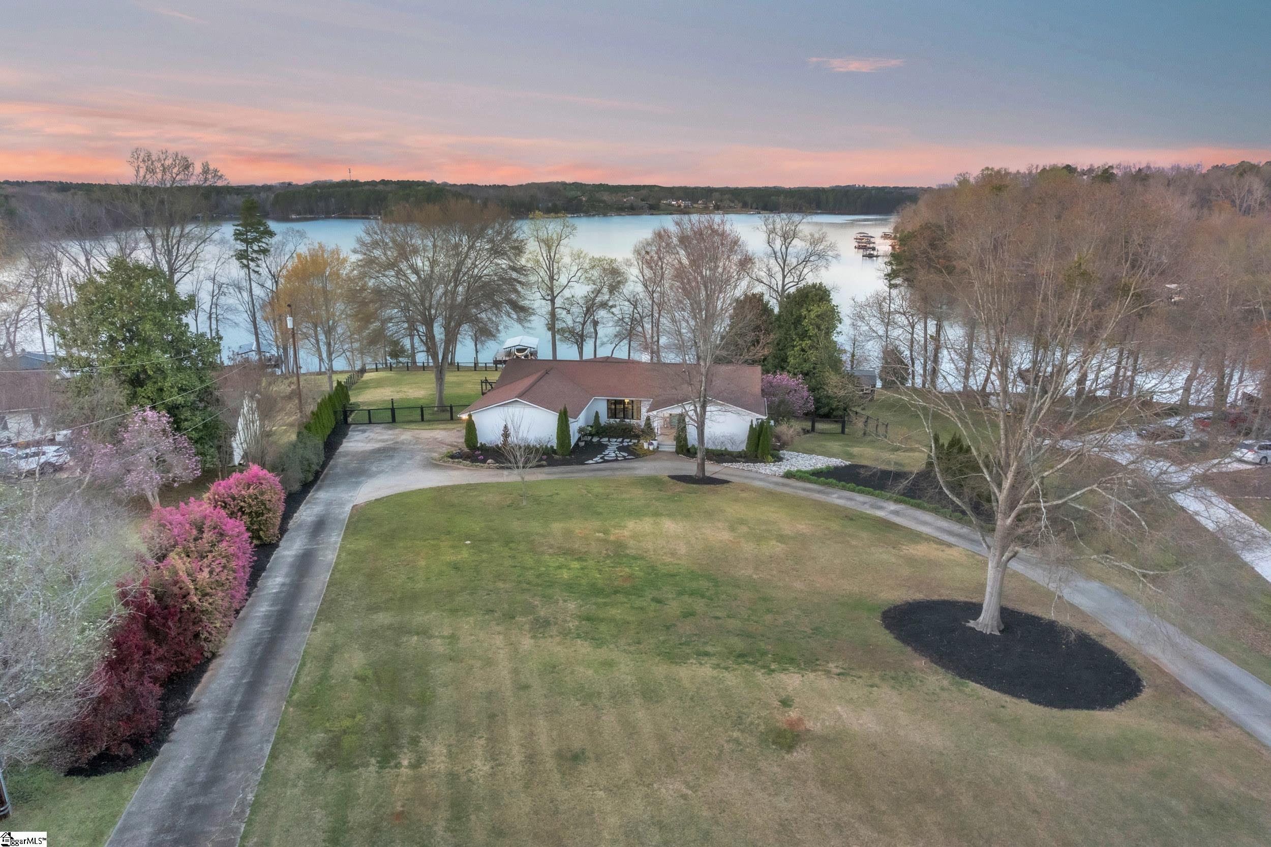 2222 Surfside Drive Anderson, SC 29625 - Photo 2 of 48