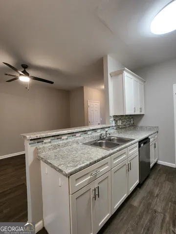 $1,485 | 285 Brookview Drive, Riverdale, GA 30274