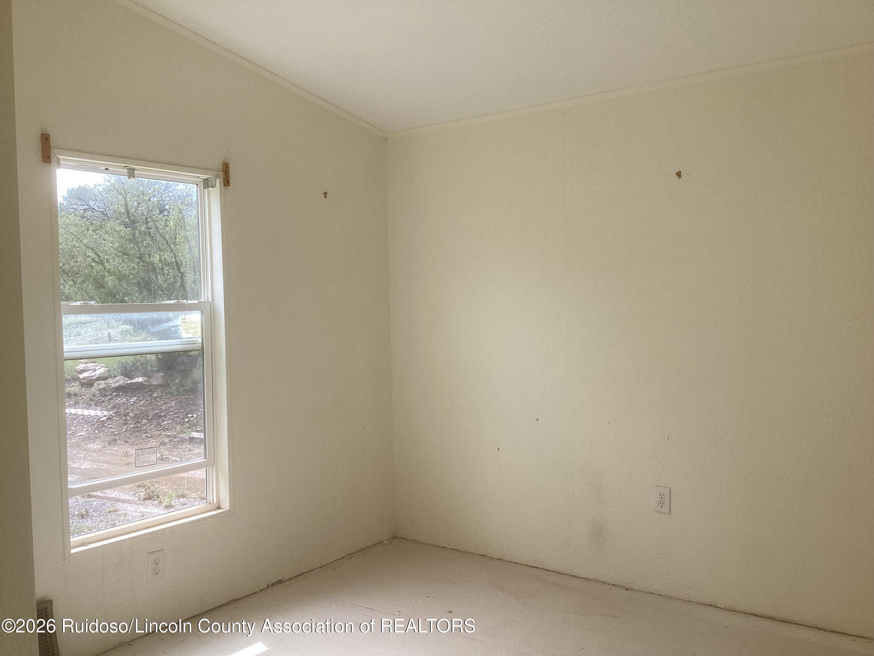 220 Bancroft Road Capitan, NM 88316 - Photo 17 of 31 Gallery Image 17