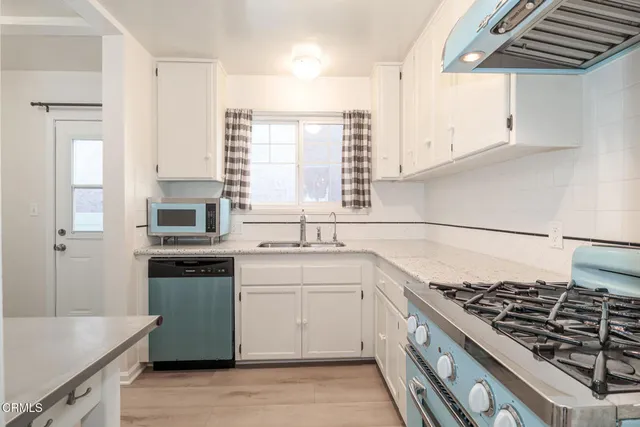 $3,800 | 3845 Sunset Lane, Oxnard, CA 93035