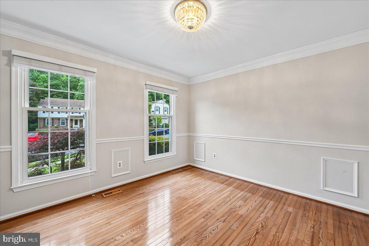 7592 Ruxton Drive Springfield, VA 22153 - Photo 15 of 72