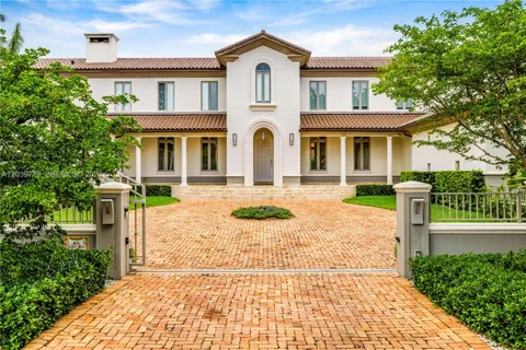 $8,450,000 | 165 Paloma Drive, Coral Gables, FL 33143