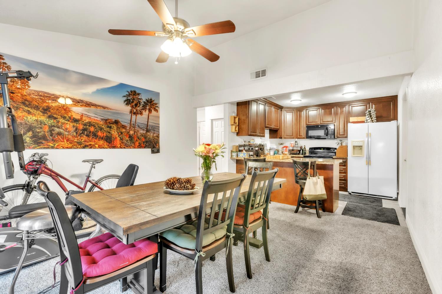 10957 Hirschfeld Way Rancho Cordova, CA 95670 - Photo 7 of 40