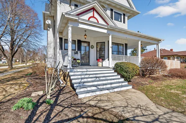 $424,900 | 410 Washington Street, Edgerton, WI 53534
