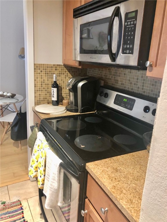 3204 Menchaca Road, Unit 315 Austin, TX 78704 - Photo 6 of 26 a close view of sink and tap