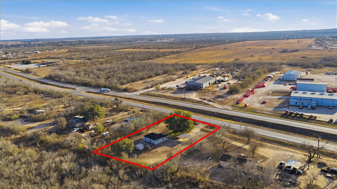 3260 Highway 281 George West, TX 78022 - Photo 25 of 34 a view of a city