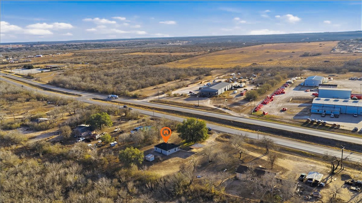 3260 Highway 281 George West, TX 78022 - Photo 33 of 34 a view of a city