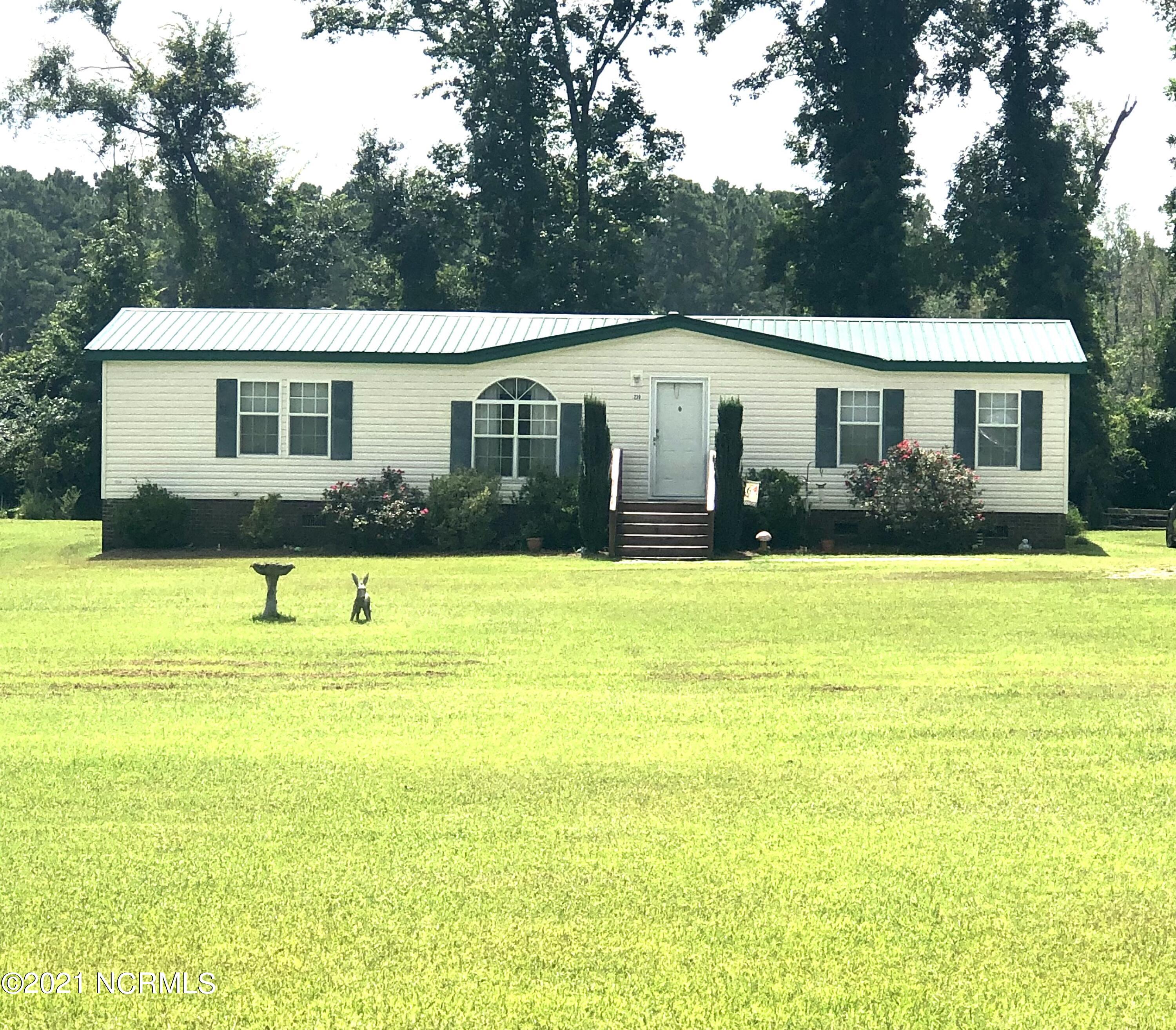 239 Baysden Pond Road Chinquapin, NC 28521 - Photo 1 of 12 Primary Photo